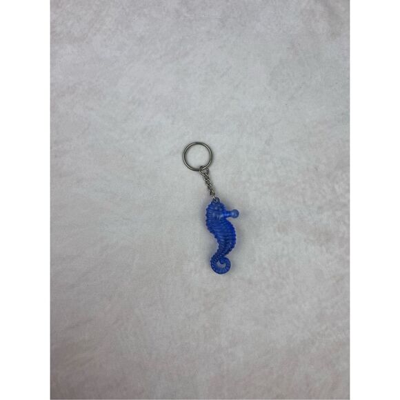 Vintage Lucite Blue Seahorse Keychain Charm MCM - Picture 2 of 4